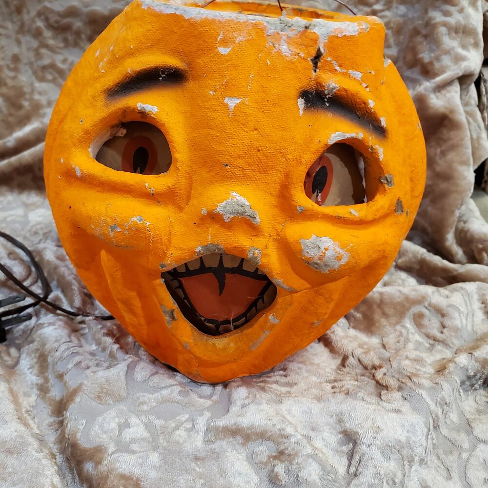 Vintage 50s Halloween Pressed Paper Pulp"Choir Boy"Jack O'Lantern w/ Paper Face